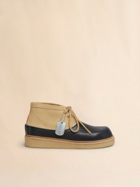  And Beige Leather Desert Boot With Para Rubber Sole Black/sand