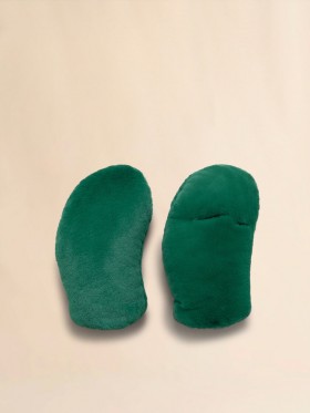  Green Padded Faux Fur Mittens Gardengreen